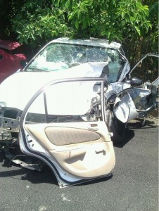 Auto que conducía Felix Babilonia Valentín, víctima fatal de accidente provocado por Lutgardo Acevedo López en Moca (Cortesía Robby Cortés)