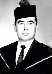 El licenciado Miguel Hernández Colón en su juventud. Don Miguelito es el padre del representante Carlos Miguel "Charlie" Hernández López; y fue presidente de la Asamblea Municipal de Mayagüez y representante por esta ciudad entre 1969 y 1973.