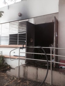 Daños provocados por el fuego ocurrido en el Instituto Tecnológico de Manatí (Foto Bomberos).