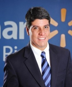 Ivan Baez, director de Asuntos Corporativos de Walmart Puerto Rico (Archivo).