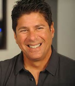 Raymond Arrieta