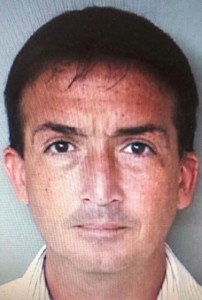 Foto de la ficha del maestro de música Billy Bracero Pabón (Suministrada Policía).