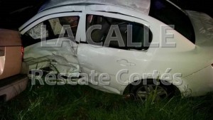 Condición en el quedó el carro de la víctima (Foto Rescate Cortés).